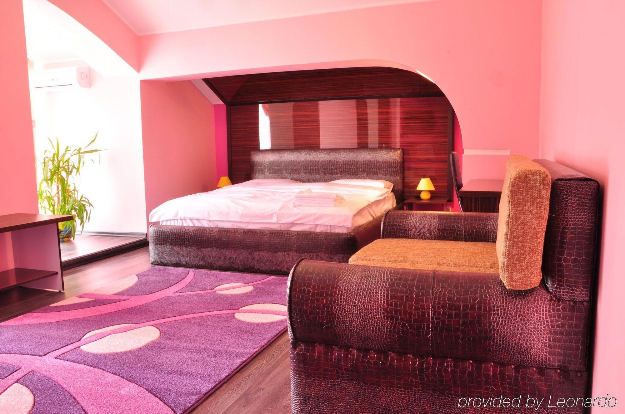 Imperial Hotel Chişinău Camera foto