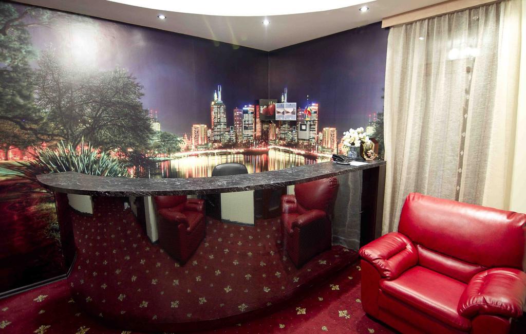 Imperial Hotel Chişinău Esterno foto